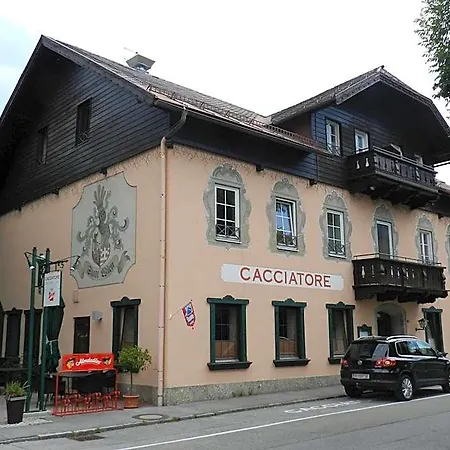 Youhey Am Wolfgangsee Otel 2*