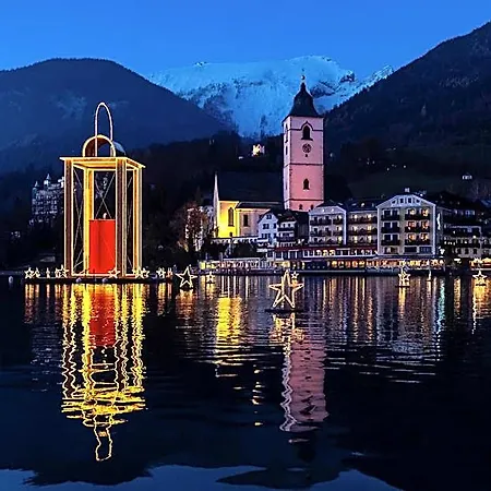 Youhey Am Wolfgangsee Strobl